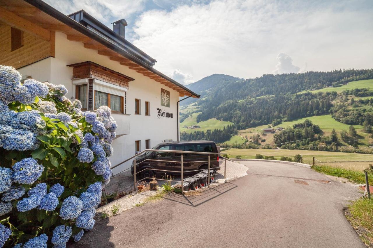Haus Reimon Apt Reinhard San Leonardo in Passiria Kültér fotó